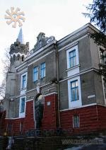 Бучач. Тут будинок культури
