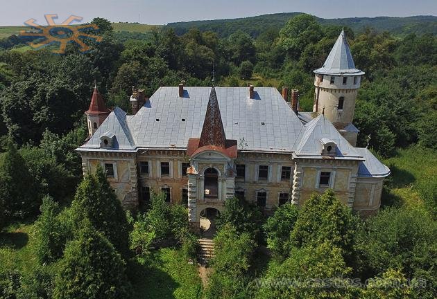 Колись розкішний палац графів Реїв у Приозерному-Псарах. Політ квадрокоптером 22 липня 2018 р. Колись розкішний палац графів Реїв у Приозерному-Псарах. Політ квадрокоптером 22 липня 2018 р.