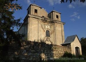 Костел в Жванці