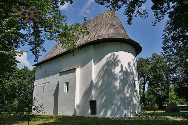 Стара Ільїнська церква в Топорівцях (Червень 2008 р.). Toporăuţi Biserica