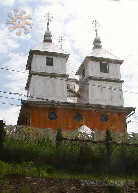 Храм в Дихтинці 30 травня 2010 р.