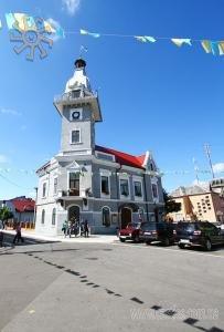 Storojynets ou Storojinets (Storojineţ) est une ville de l'oblast de Tchernivtsi, en Ukraine