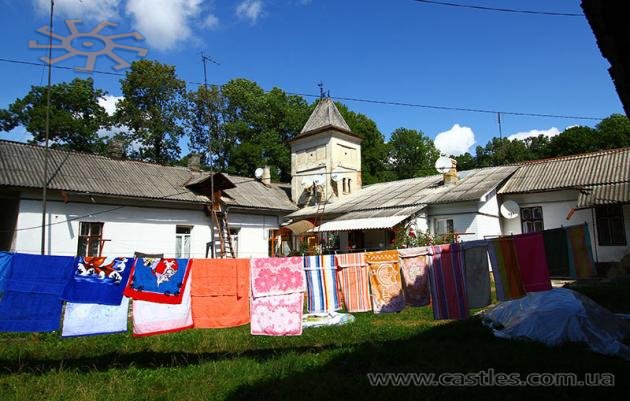 Несподіваний колорит: залишки маєтку Фльондорів в Сторожинці