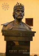 Хоча володарі тут якісь не слов*янські Хоча володарі тут якісь не слов*янські