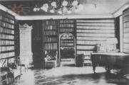 Бібліотека замку в 1909 р.