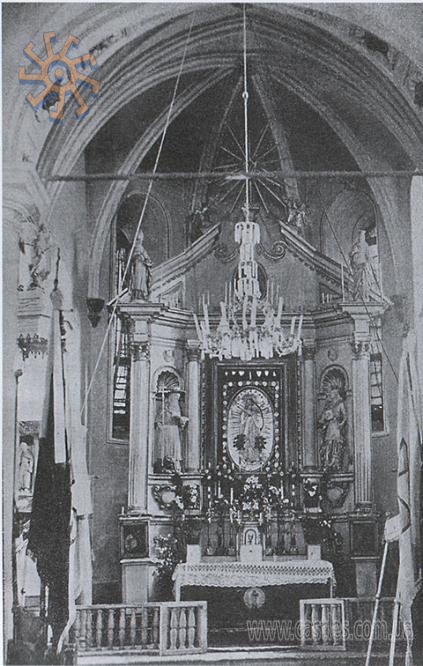 Інтер'єр костелу в Біще в 1905 р. Buszcze