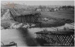 Зруйнований залізничний міст у Гнівані. Друга світова війна.