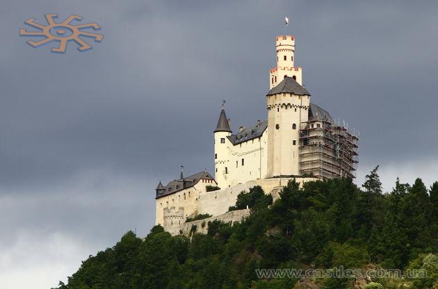 Замок Марксбург на Рейні (Німеччина)