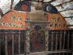 Іконостас та залишки розписів у церкві св. Параскеви в Олександрівці
