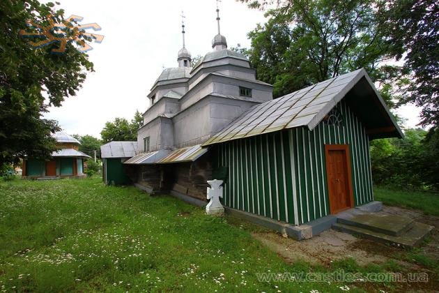 Знайти дерев'яну церкву Івана Богослова в Іване-Пустому буде непросто.