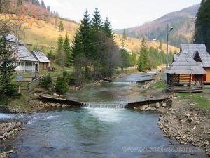 Теребля поблизу Національного природного парку "Синевир".