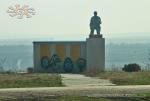 Устя на Дністрі. Монумент загиблим в ІІСВ