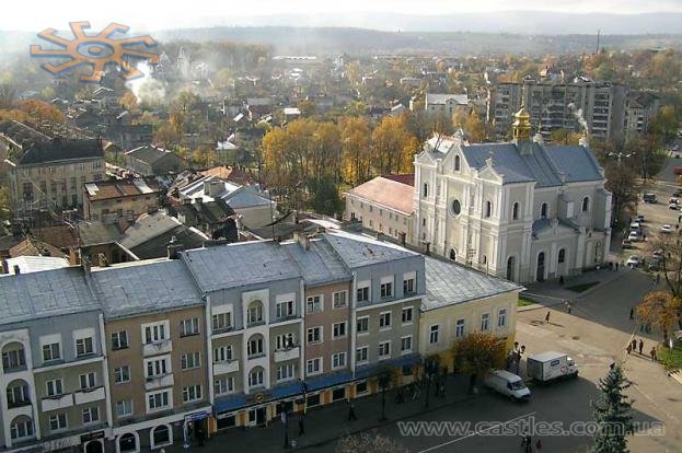 Місто з вежі ратуші. Фото - Ігор Хома.